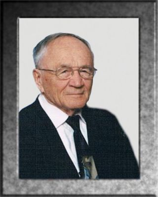 Sarto McClure (propriétaire-retraité du taxi de l'Isle-Verte pendant plus de 60 ans) 1922-2017